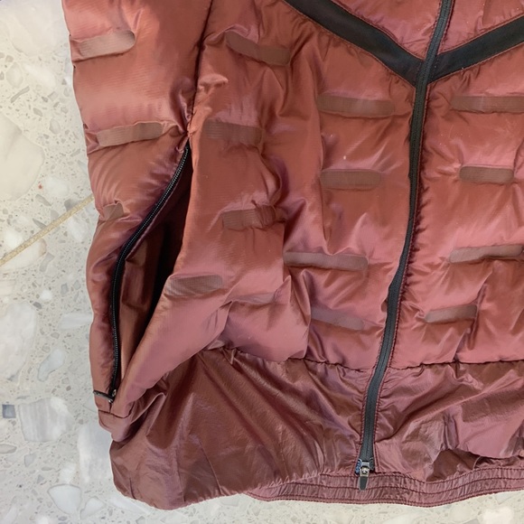 nike aeroloft repel light weight running jacket - Picture 7 of 10